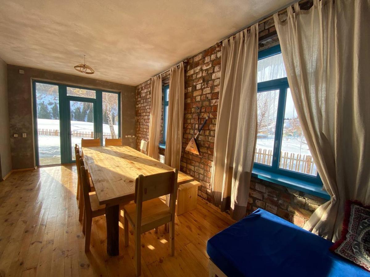 Darya Hostel Jyrgalan Esterno foto