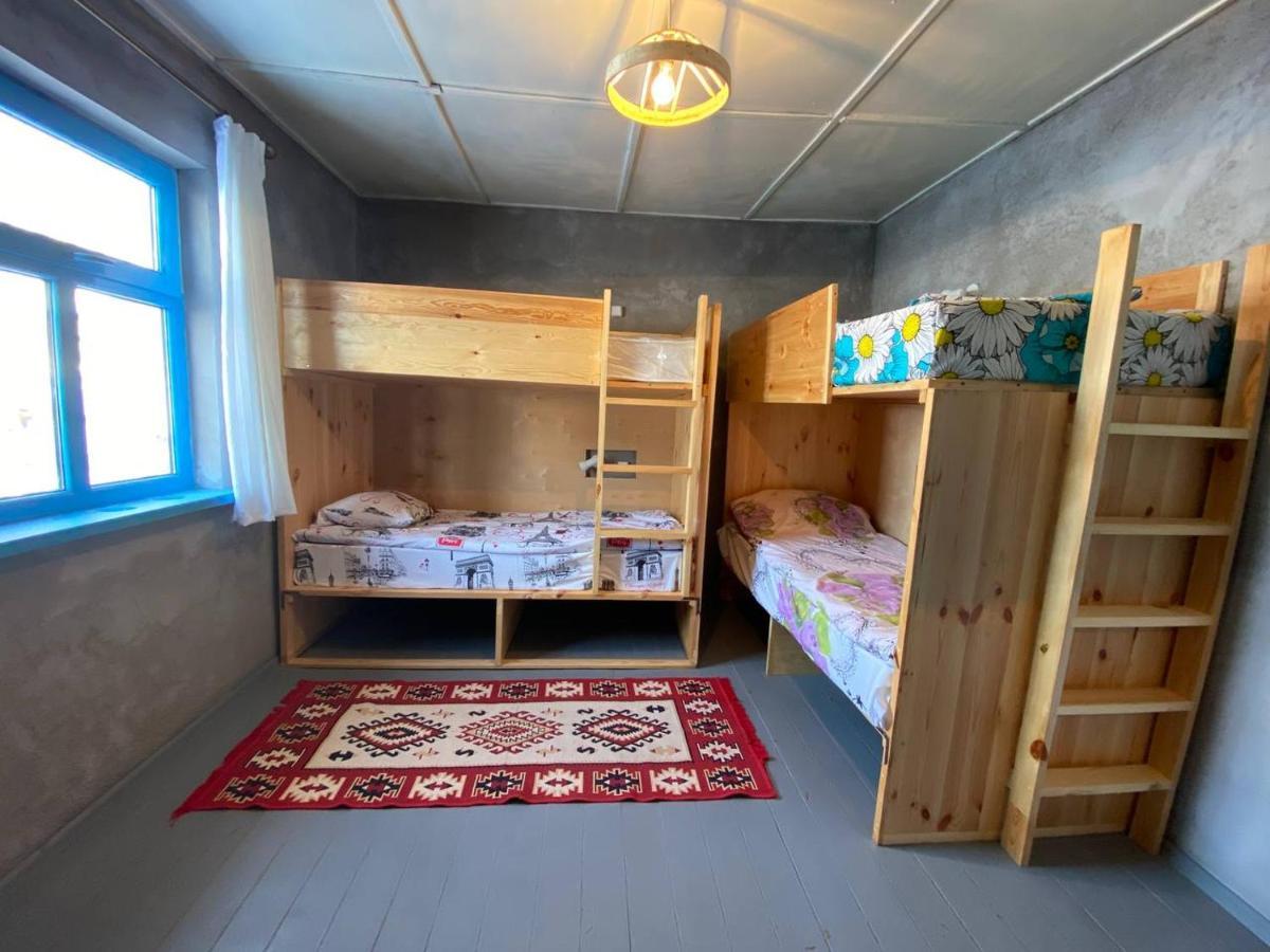Darya Hostel Jyrgalan Esterno foto
