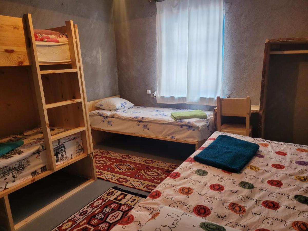 Darya Hostel Jyrgalan Esterno foto