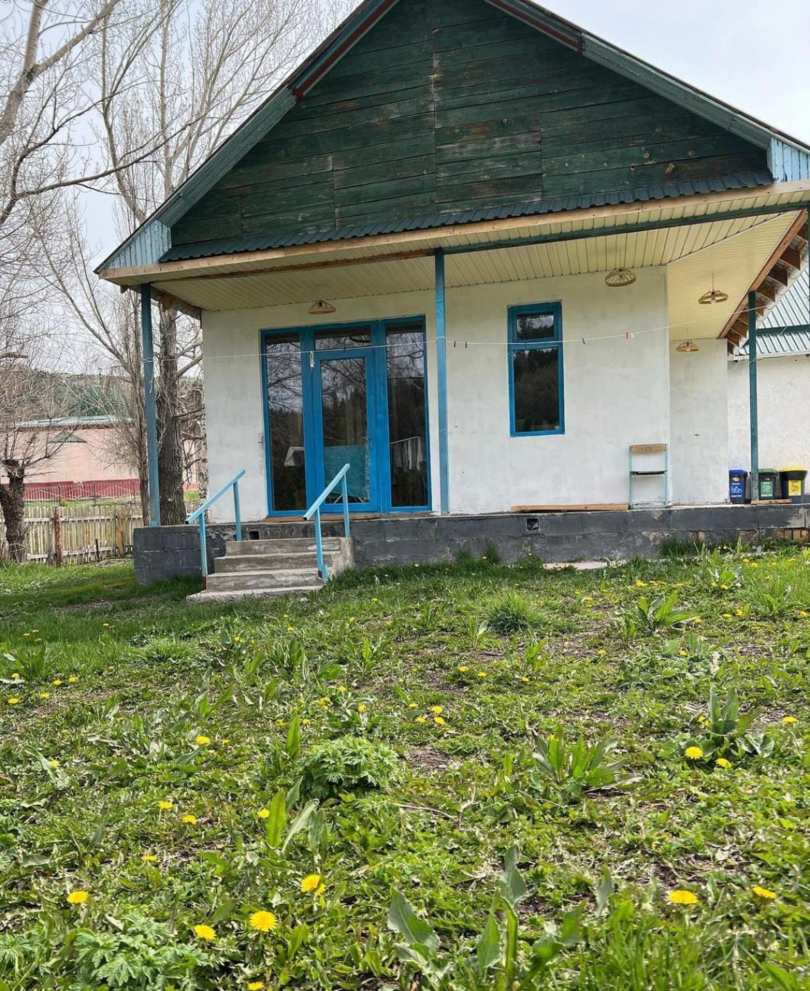 Darya Hostel Jyrgalan Esterno foto